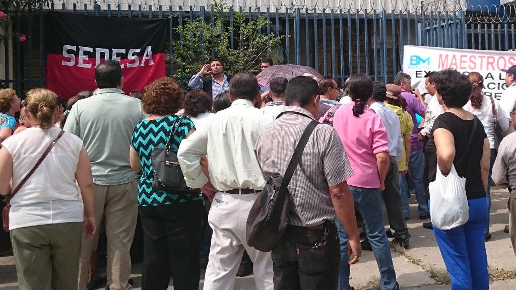 Asamblea avala pago para retiro voluntario de maestros