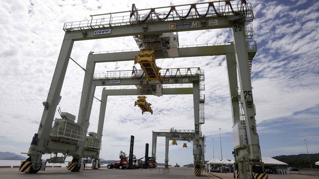 Concesión del puerto La Unión podría ampliarse a 50 años y sin límites de inversión