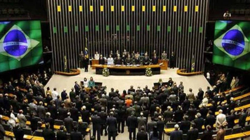 El presidente del Senado brasileño considera "abusivo" que se pida su prisión