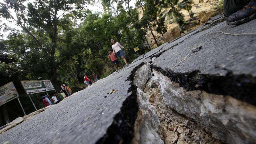 Sismo de magnitud 6.8 sacude a Filipinas