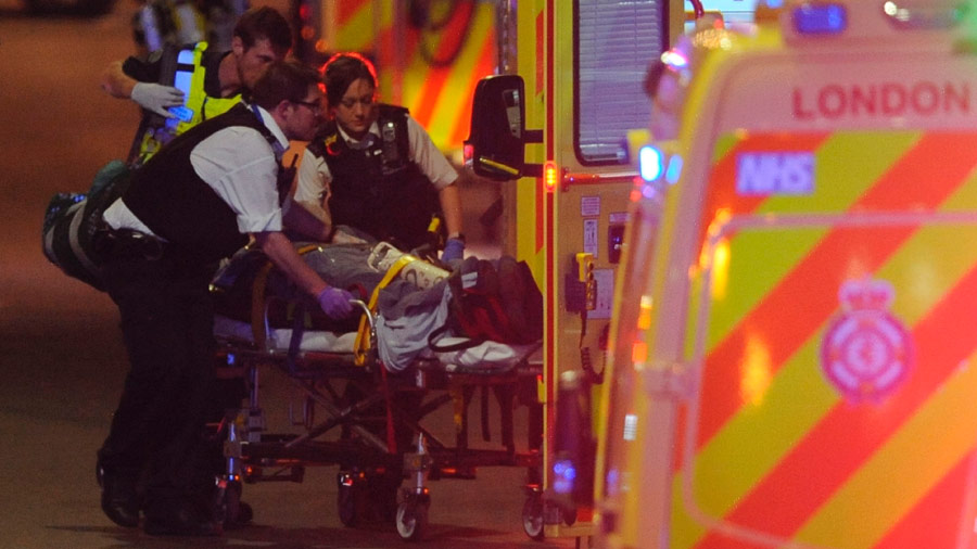 Policía dice que hay “más de un muerto” en el incidente del puente de Londres