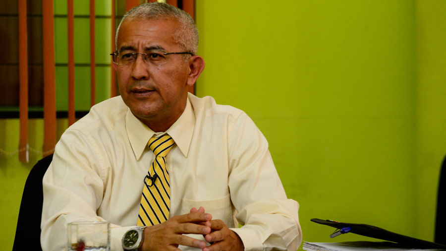 Abogado confirma inconsistencias en contrato con AGM