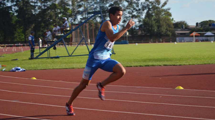 Conoce al único salvadoreño en el Mundial de Atletismo