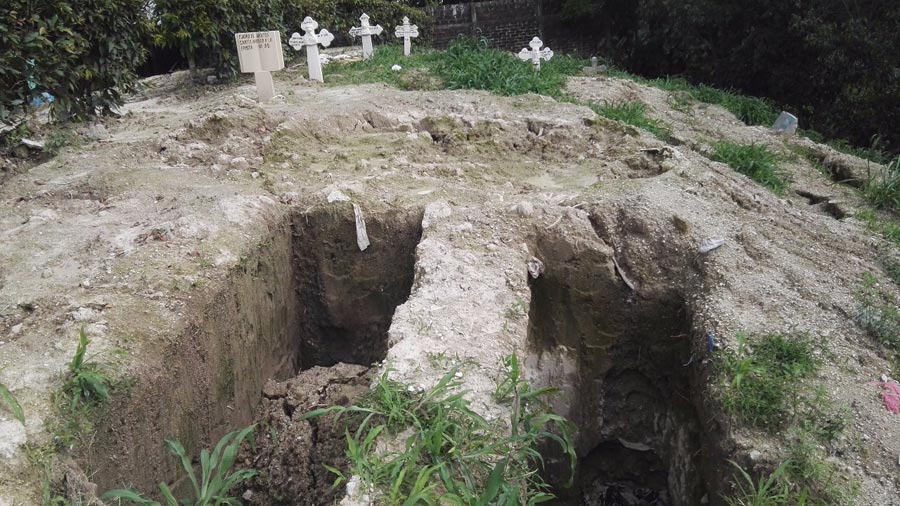 Niño decapitado entre los enterrados como desconocidos