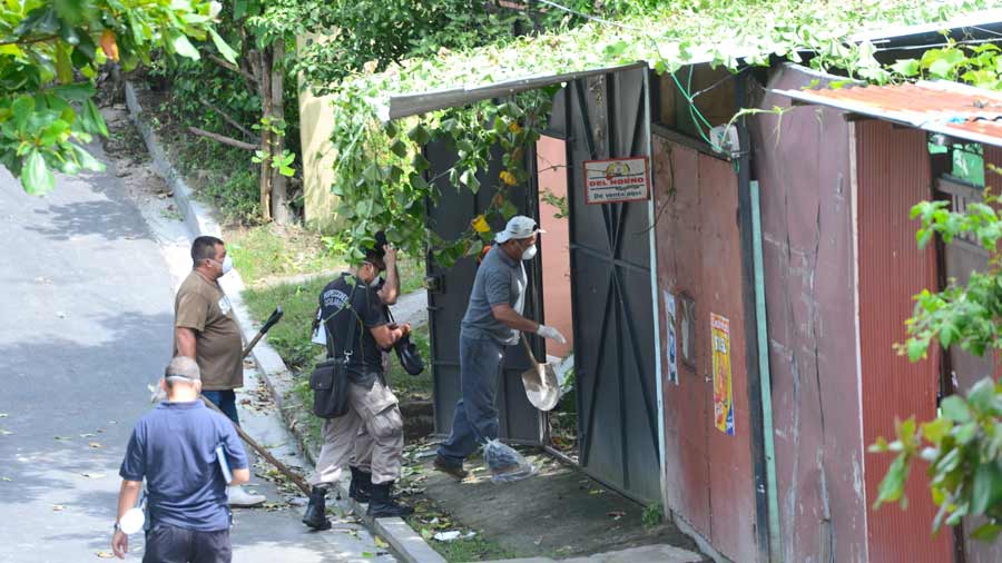 Esposos son asesinados y enterrados en su vivienda