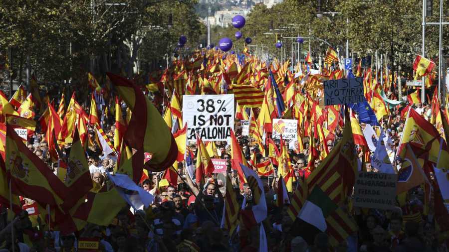 Tribunal impide a diputados encarcelados votar en persona en Cámara catalana