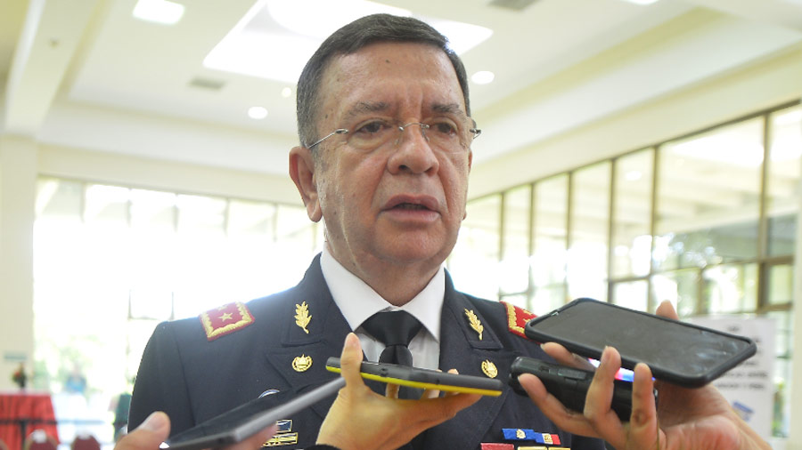 Ministro de Defensa habla de “levantamiento popular” si hay fraude en los comicios de 2019