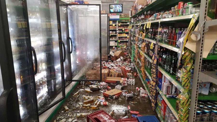 Dos mueren en Costa Rica por sismo de 6.3