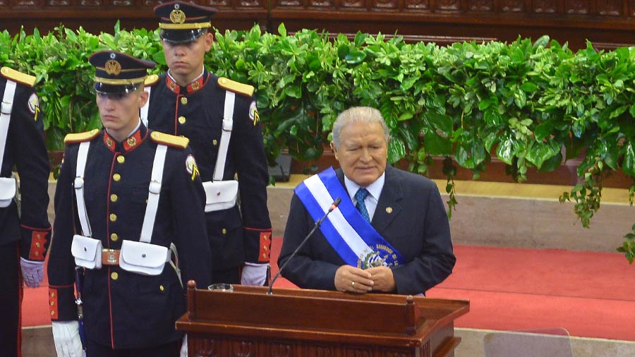 El 30 % de las iniciativas aprobadas en la Asamblea son de Sánchez Céren