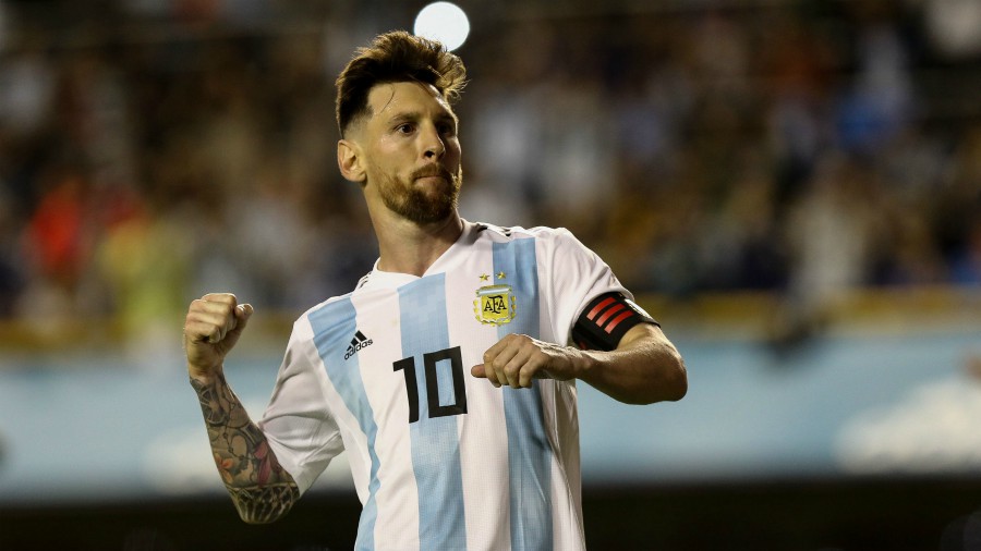 Lionel Messi responde a sus críticos cuando juega en selección de Argentina