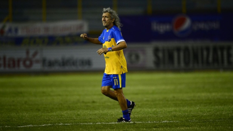 Jorge “Mágico” González viaja rumbo a Cádiz