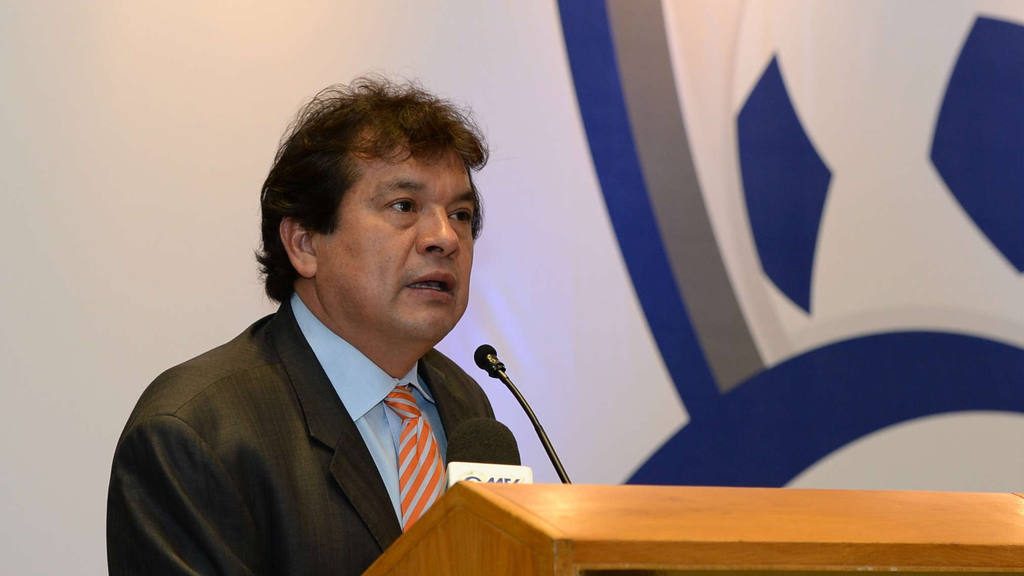 Entre polémicas, inicia un nuevo Comité en la Fesfut