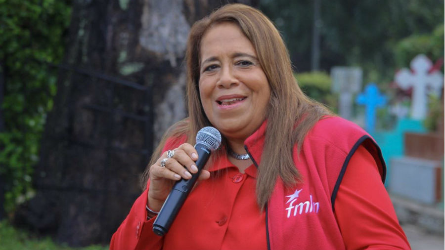 Nidia Díaz: Los “indecisos harán triunfar al FMLN” para llevar el país al “Socialismo”