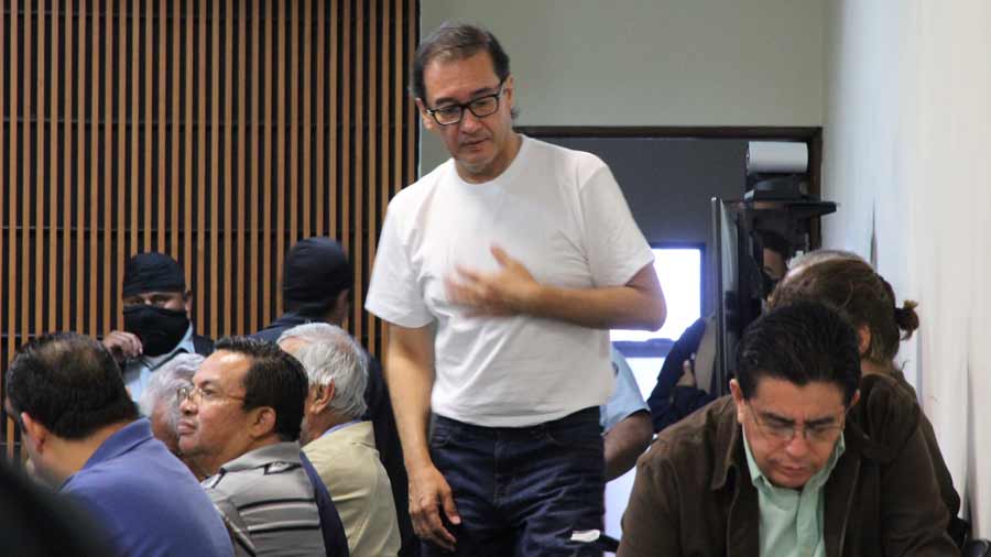 Exfiscal general irá a juicio por filtrar audio de sacerdote