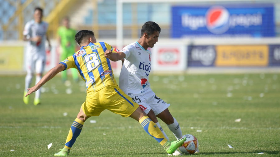 Alianza gana con goleada a Limeño