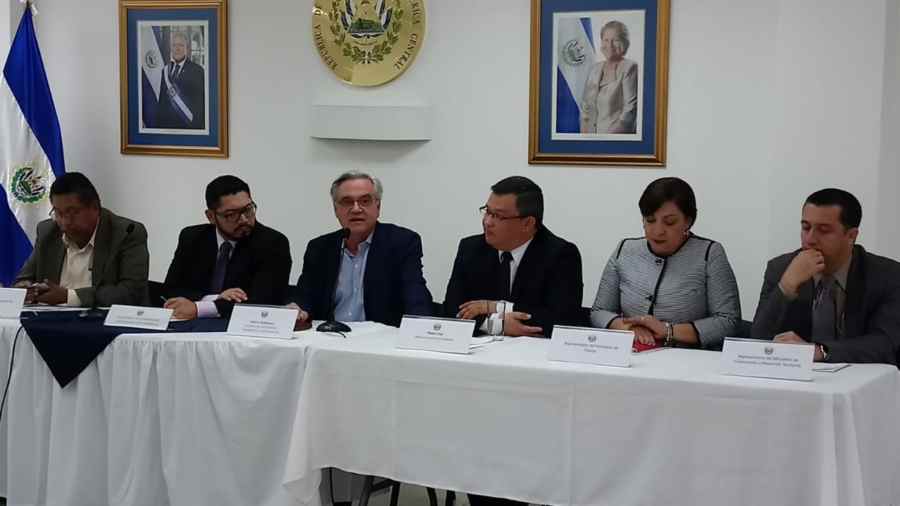 Gobierno amplía plazo a periodistas para presentar propuestas de candidatos a IAIP