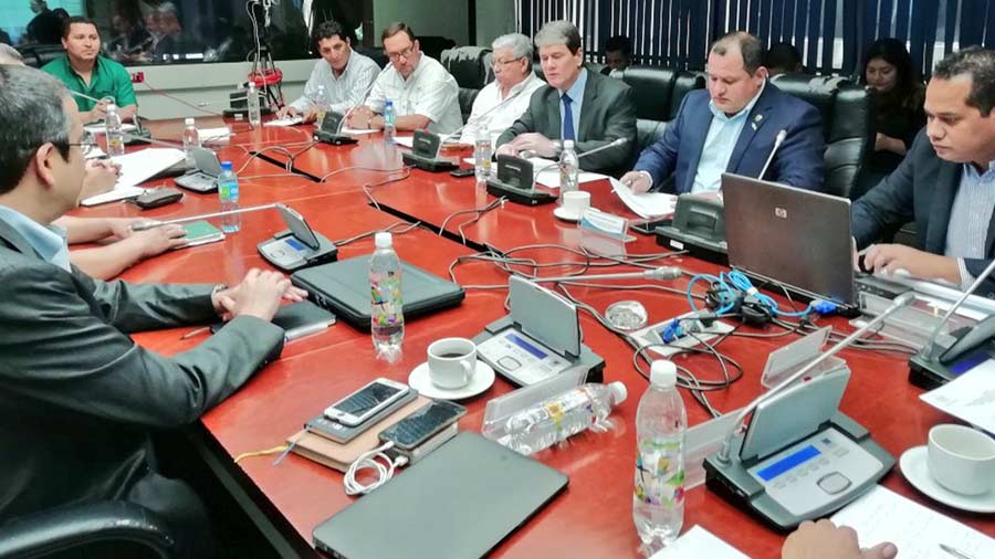 Exportadores exigen suspender la Denuncia del TLC con Taiwán