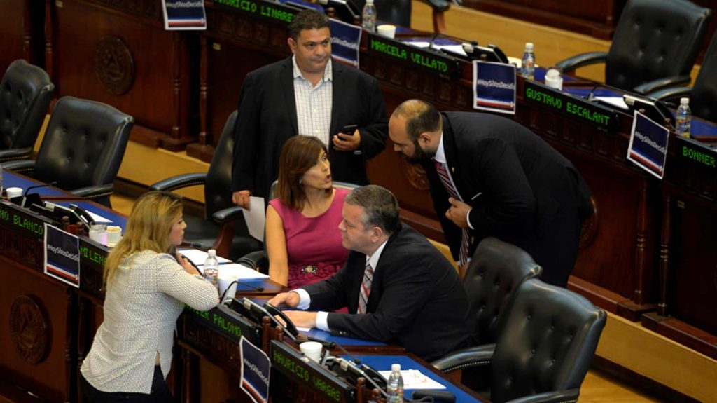 Asamblea deroga leyes viejas y avala nueva de Migración