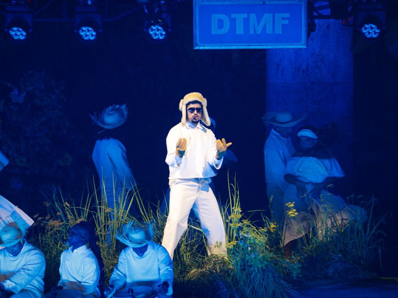 Bad Bunny en concierto de su residencia en Puerto Rico 2025
