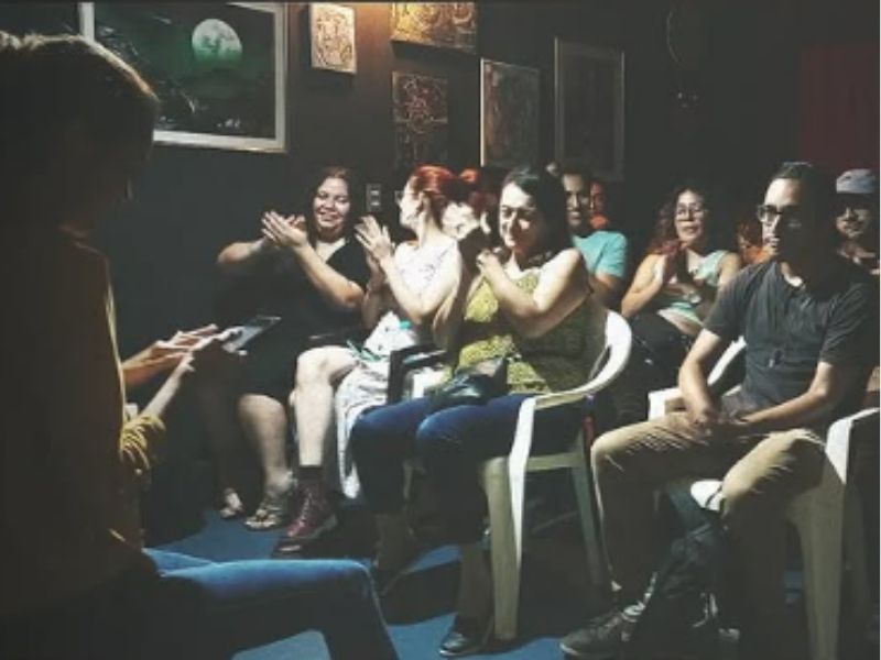 Las noches de poesía del Centro Cultural Leyla.