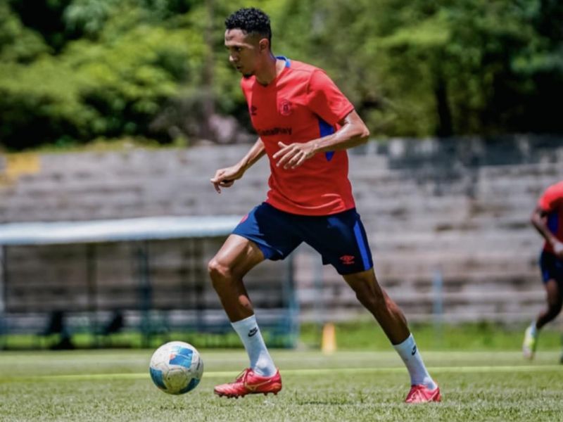 El brasileño Yan Maciel es uno de los máximos goleadores del Apertura 2025 con cuatro goles. Foto: Cortesía CD FAS