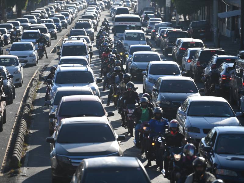 motociclistas carril infracciones multas bulevar del Ejército