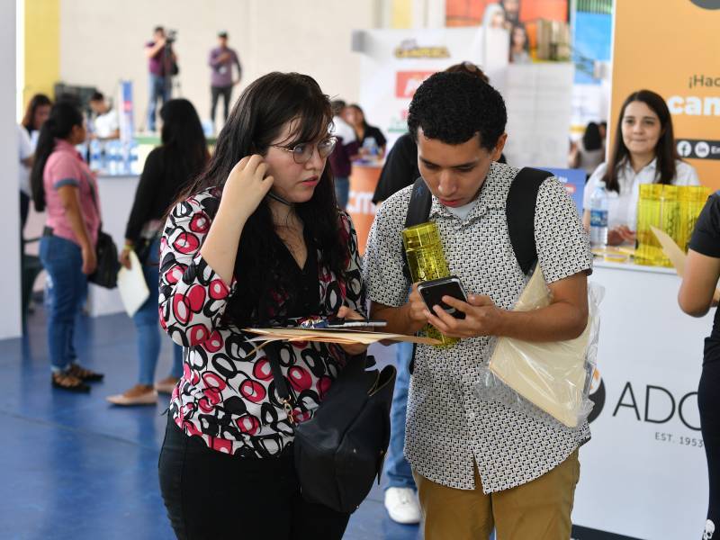 Feria de empleo USAID