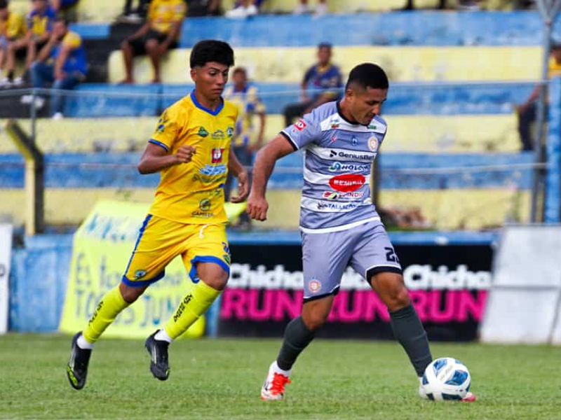 Acciones del juego entre Municipal Limeño ante Isidro Metapán. Foto: Cortesía Isidro Metapán