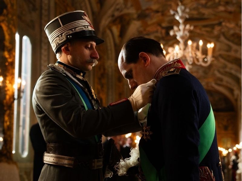 Serie "Mussolini hijo del siglo" en MUBI.