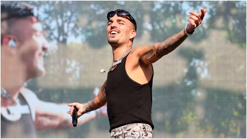Rels B - cantante