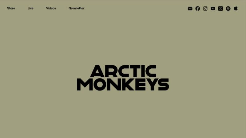 Arctic Monkeys actualiza su web y desata rumores de regreso.
