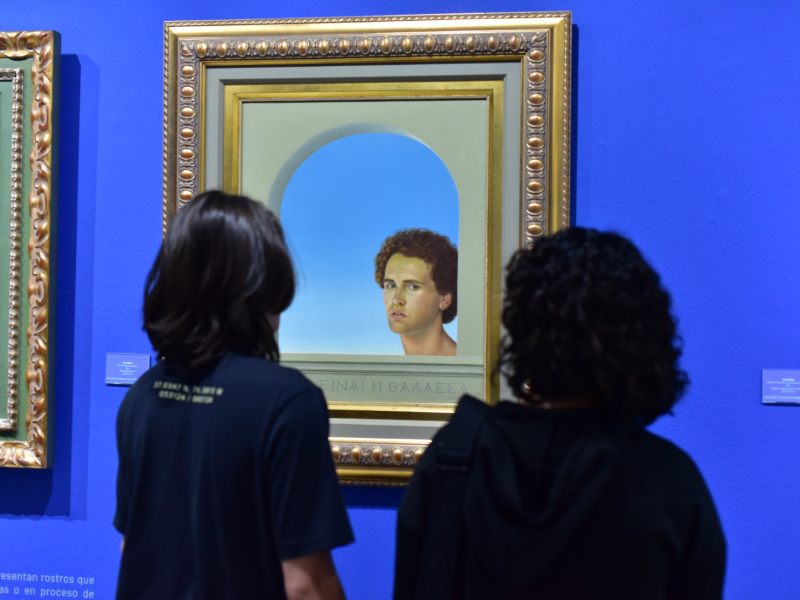 "San Avilés" está montada en el Museo de Arte de El Salvador (Marte).