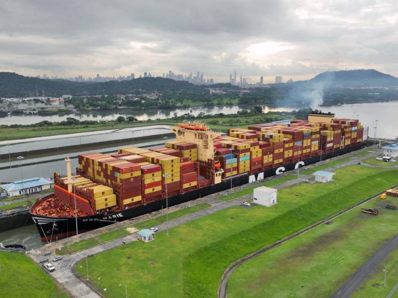 Canal de Panamá con más de 100 años de operación.