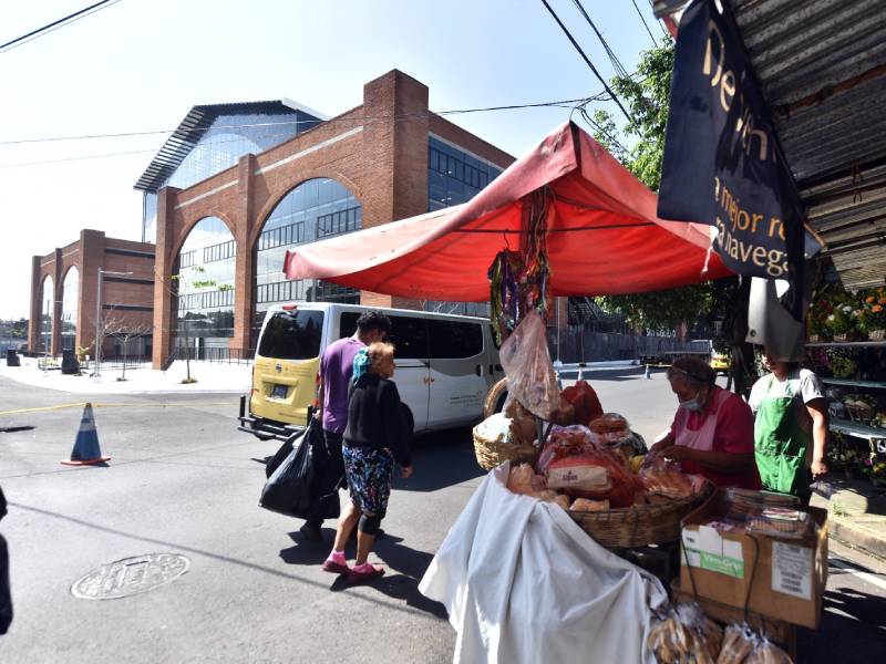 preparativos inauguracion mercado san miguelito