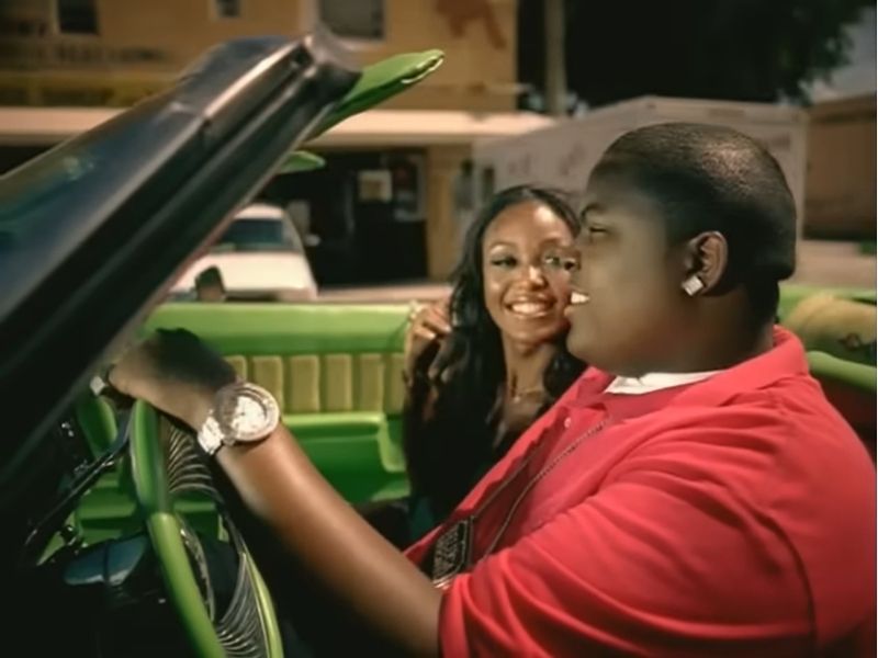 Sean Kingston en el videoclip del tema "Take You There".