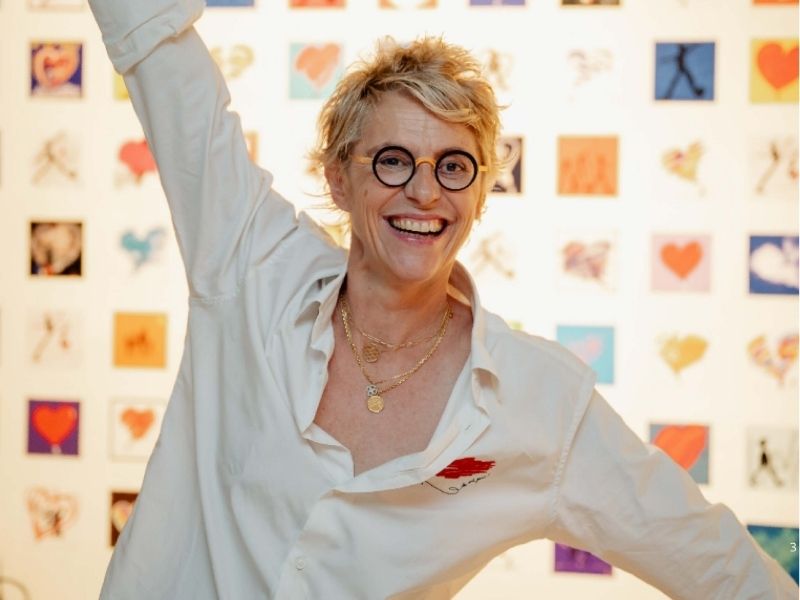 Artista francesa presenta exposición en El Salvador.