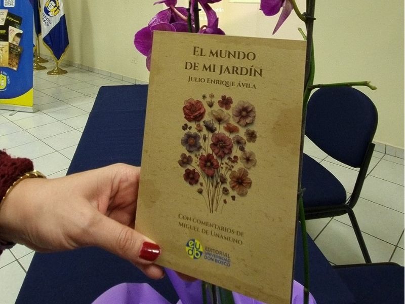 El mundo de mi jardín libro Julio Enrique Ávila.