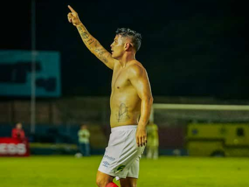 El delantero Kevin Santamaria selló el triunfo de CD FAS ante CD Hércules. Foto: Cortesía CD FAS