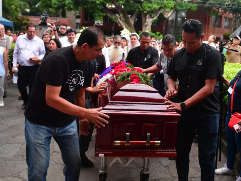 ML Misa y entierro de Padre José María Tojeira 30