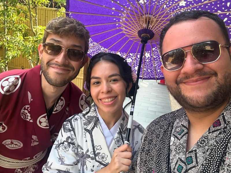 Jóvenes ilustradores salvadoreños exponen en Japón.