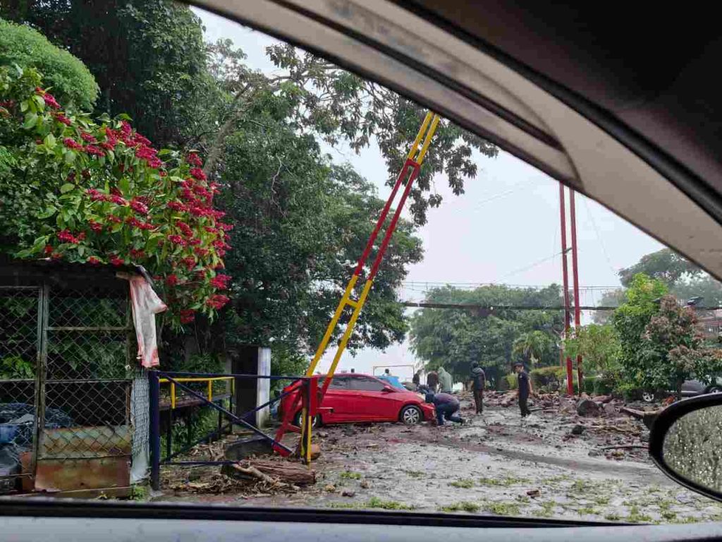 bloqueo de calle camino al Boquerón