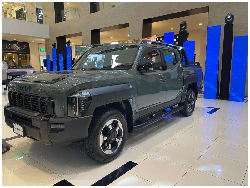 El KIA Tasman representa una nueva era para la marca, combinando diseño, tecnología y potencia en un vehículo creado para quienes buscan más que transporte: una herramienta de libertad, confort y control absoluto.