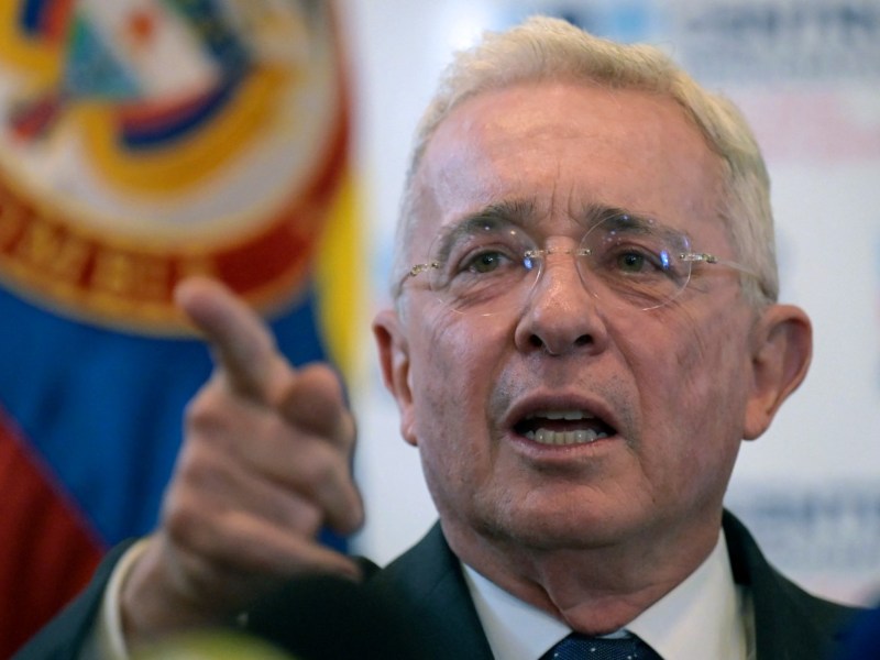 Alvaro Uribe expresidente Colombia