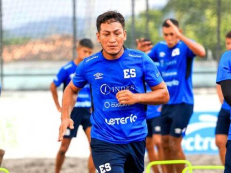 Elmer-Robles-Entreno-Seleccion-ESA-de-Futbol-Playa