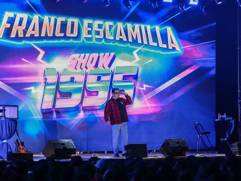 Show de Franco Escamilla "1995" con el que vuelve a El Salvador en 2026