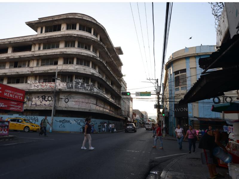 Edificios abandonadosm centro San Salvador