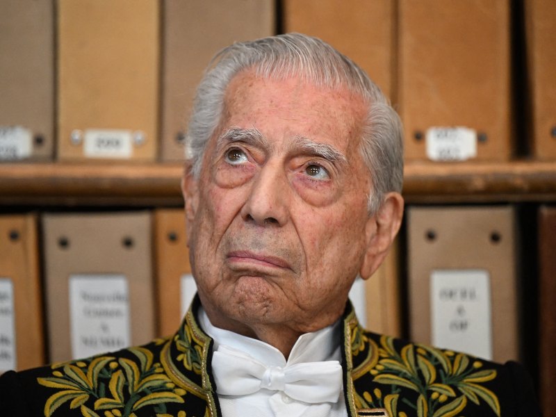 Mario Vargas Llosa