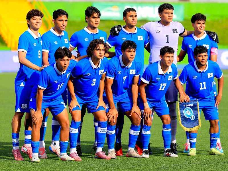 Selecta Preolímpica en las semifinales ante Panamá. Foto: Cortesía Fesfut/LaSelecta