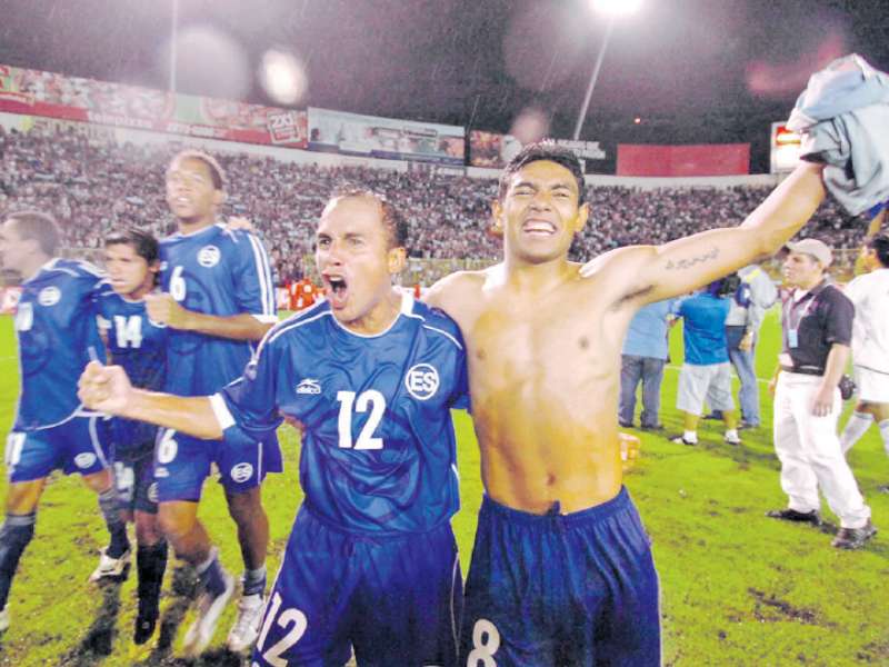 Selecta Emerson Umana Christian Castillo