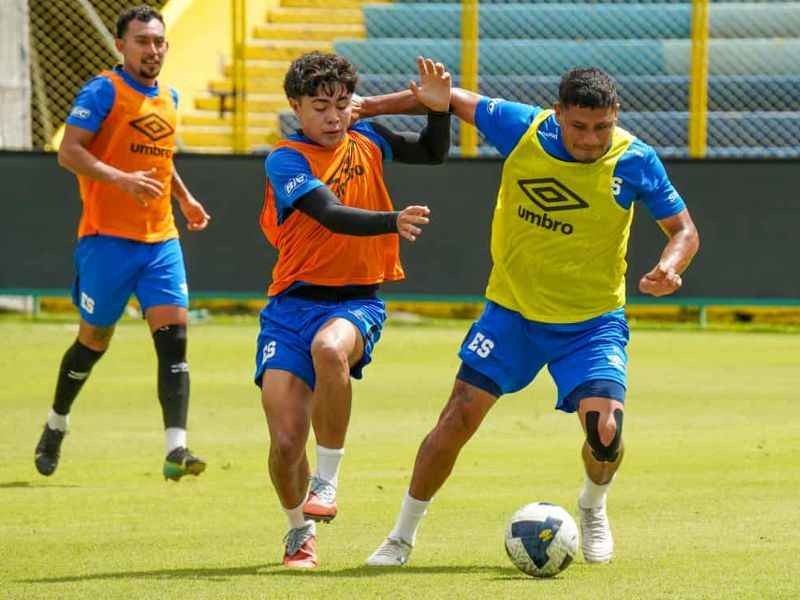Entrenamiento de la Selecta, en el Cusca. Foto: Cortesía Fesfut/LaSelecta